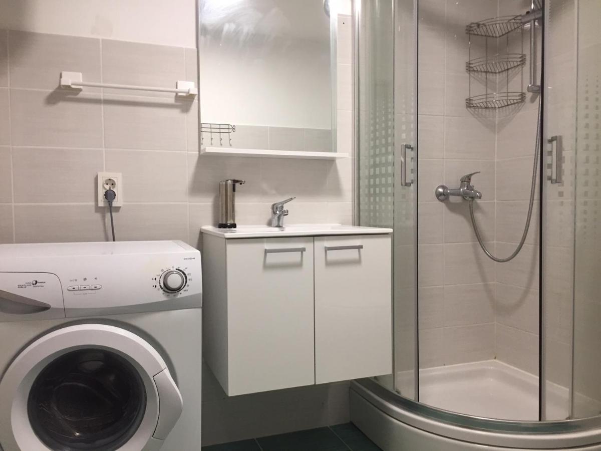 One-Bedroom Apartment, Wifi, Airco, Parking, Washing Machine, Grill Медулин Екстер'єр фото